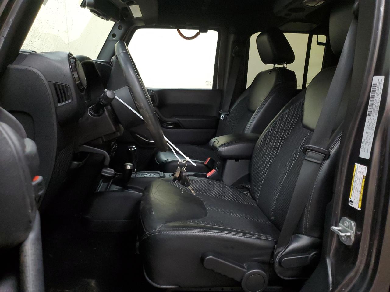 2016 Jeep Wrangler - Image 7