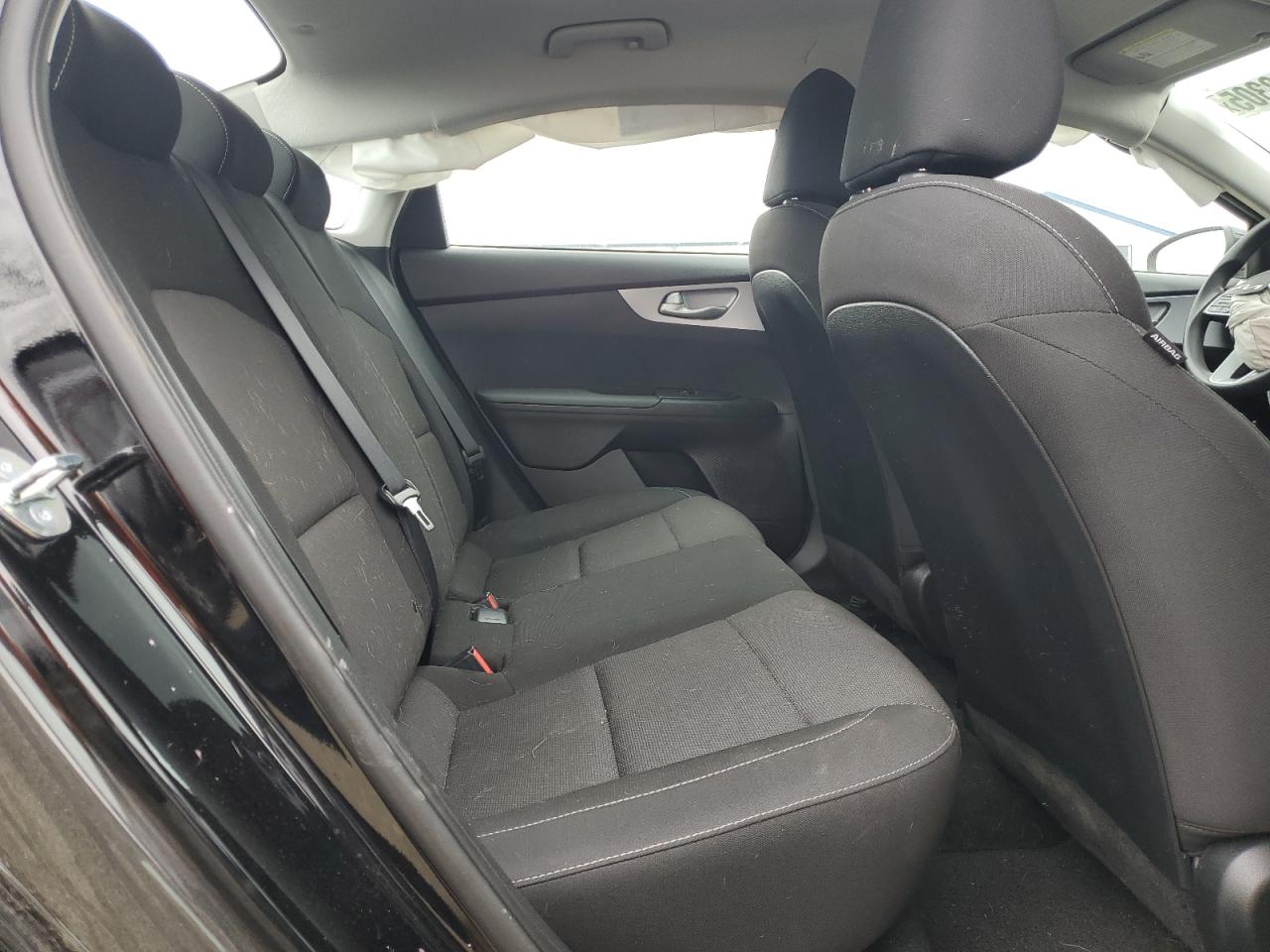 2024 Kia Forte - Image 10