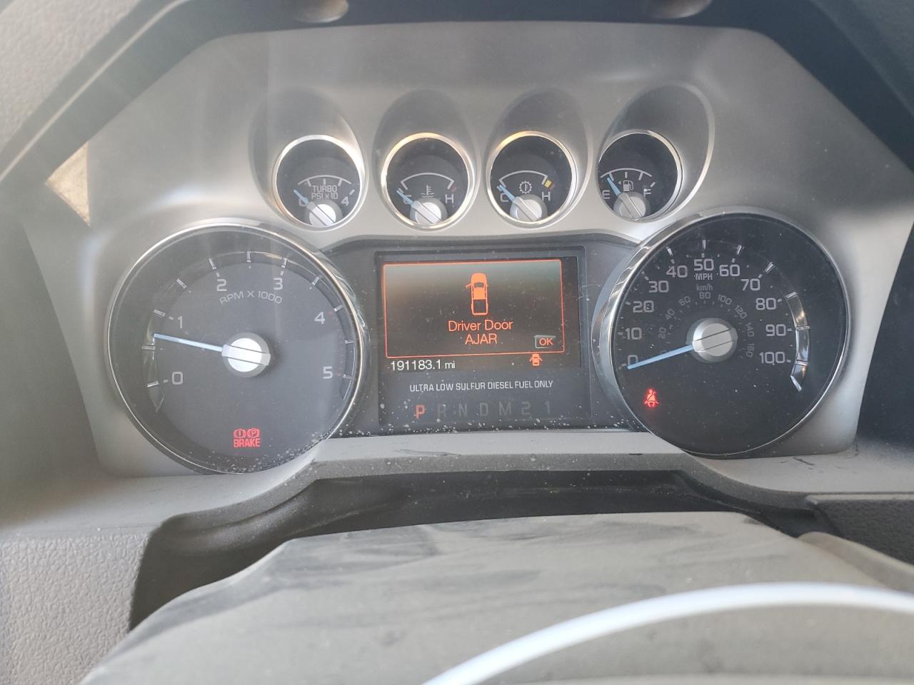 2014 Ford F350 - Image 9