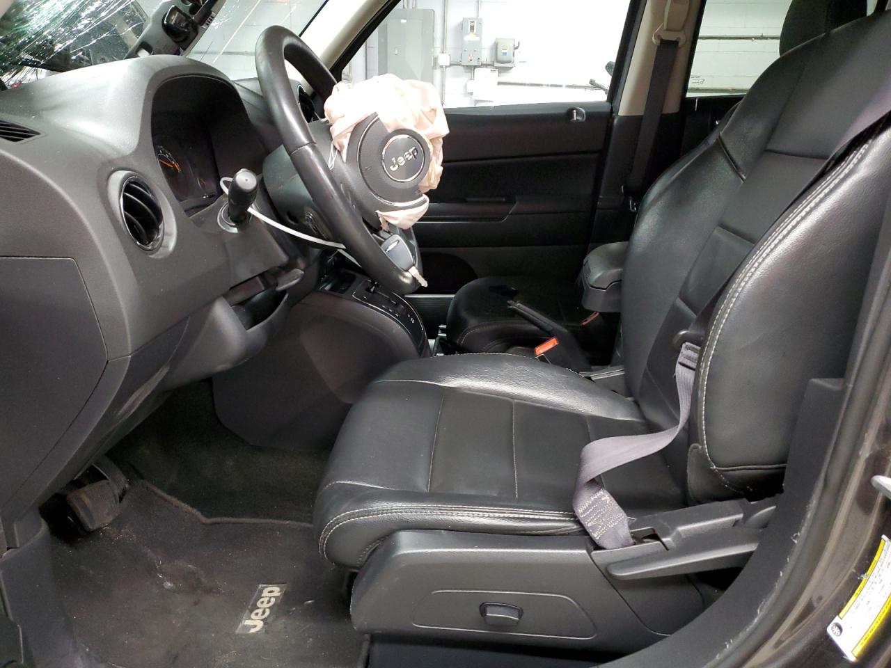 2016 Jeep Liberty (Patriot) - Image 7