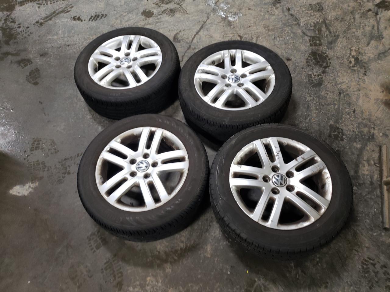 2015 Volkswagen Gti VIN: 3VW5T7AU7FM024449 Lot: 49096945