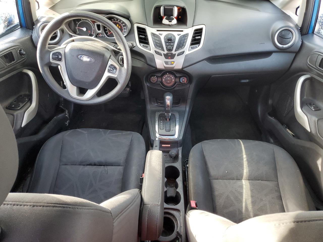 2013 Ford Fiesta - Image 8