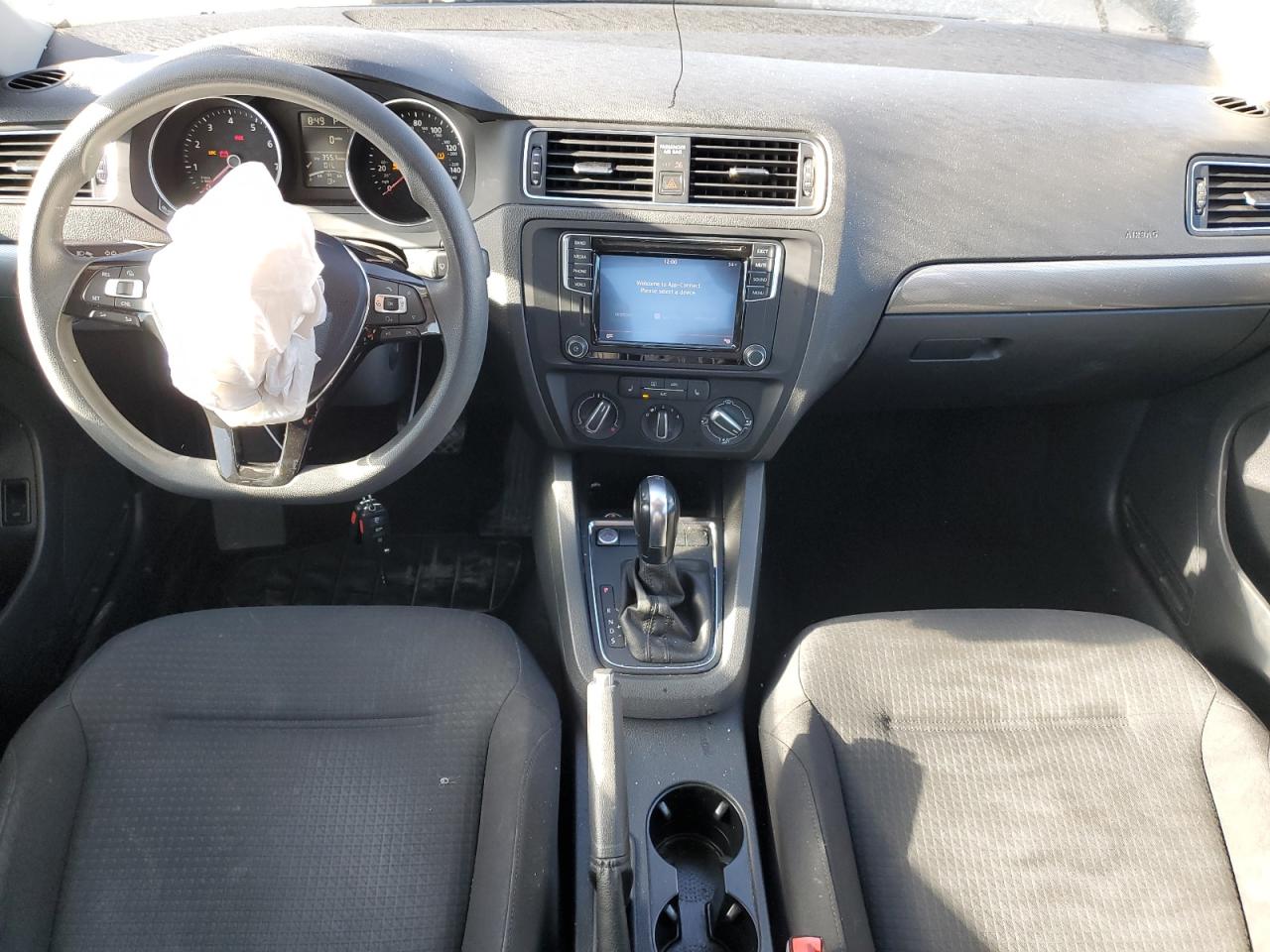 2016 Volkswagen Jetta - Image 8