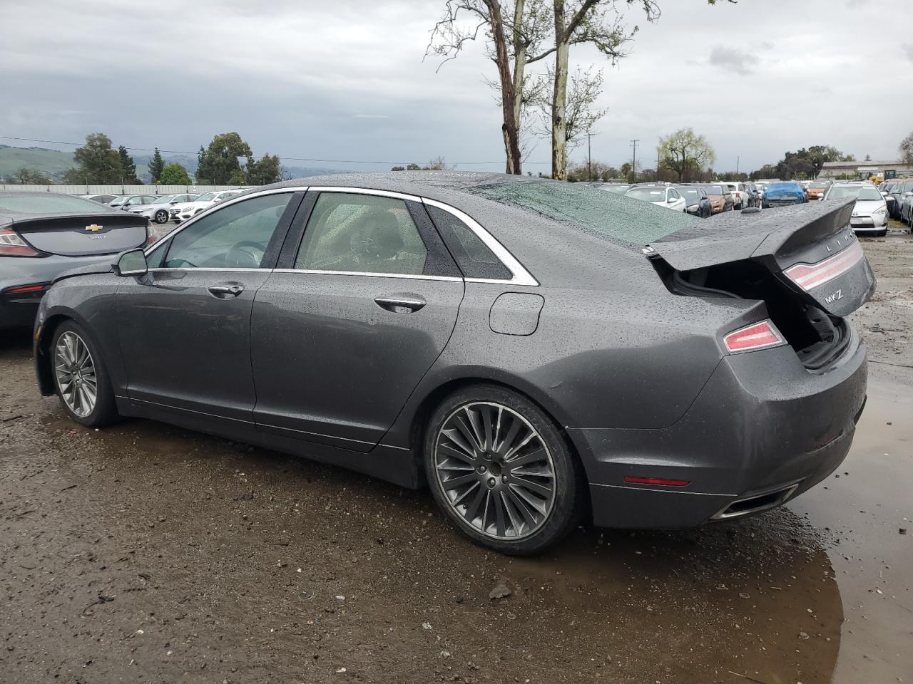 2016 Lincoln MKZ - Image 2