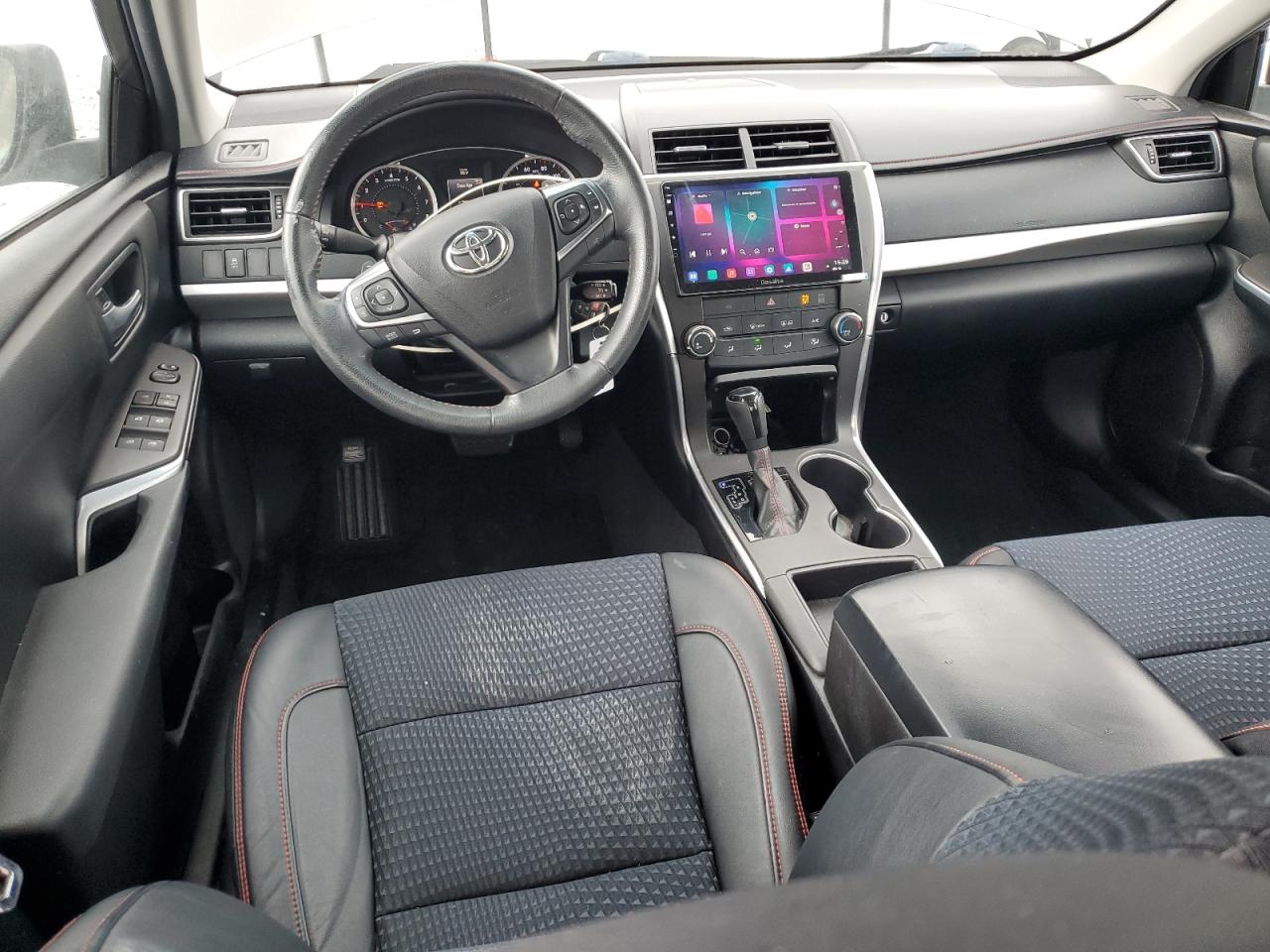 2015 Toyota Camry - Image 8