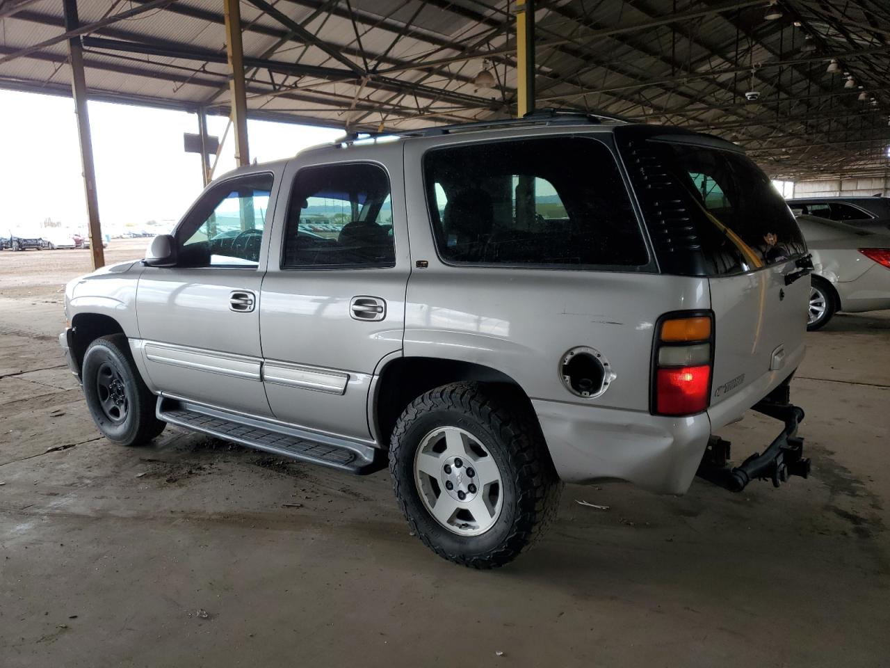 2006 Chevrolet Tahoe - Image 2