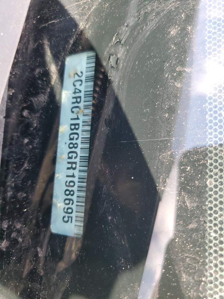 2016 Chrysler Town & Country - Image 14