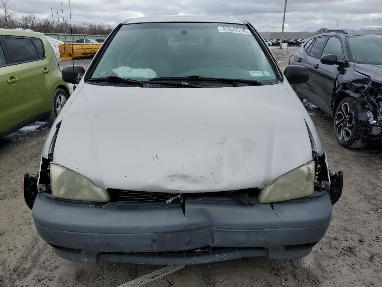 2002 Toyota Sienna - Image 5