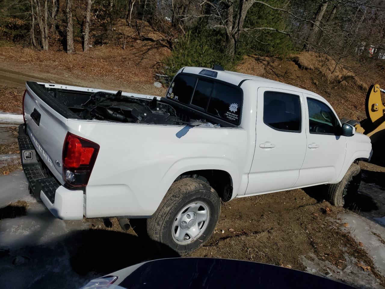 2022 Toyota Tacoma - Image 3