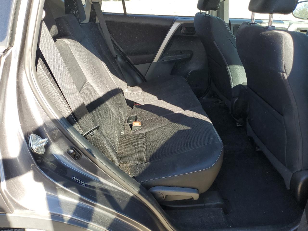 2013 Toyota RAV 4 - Image 10