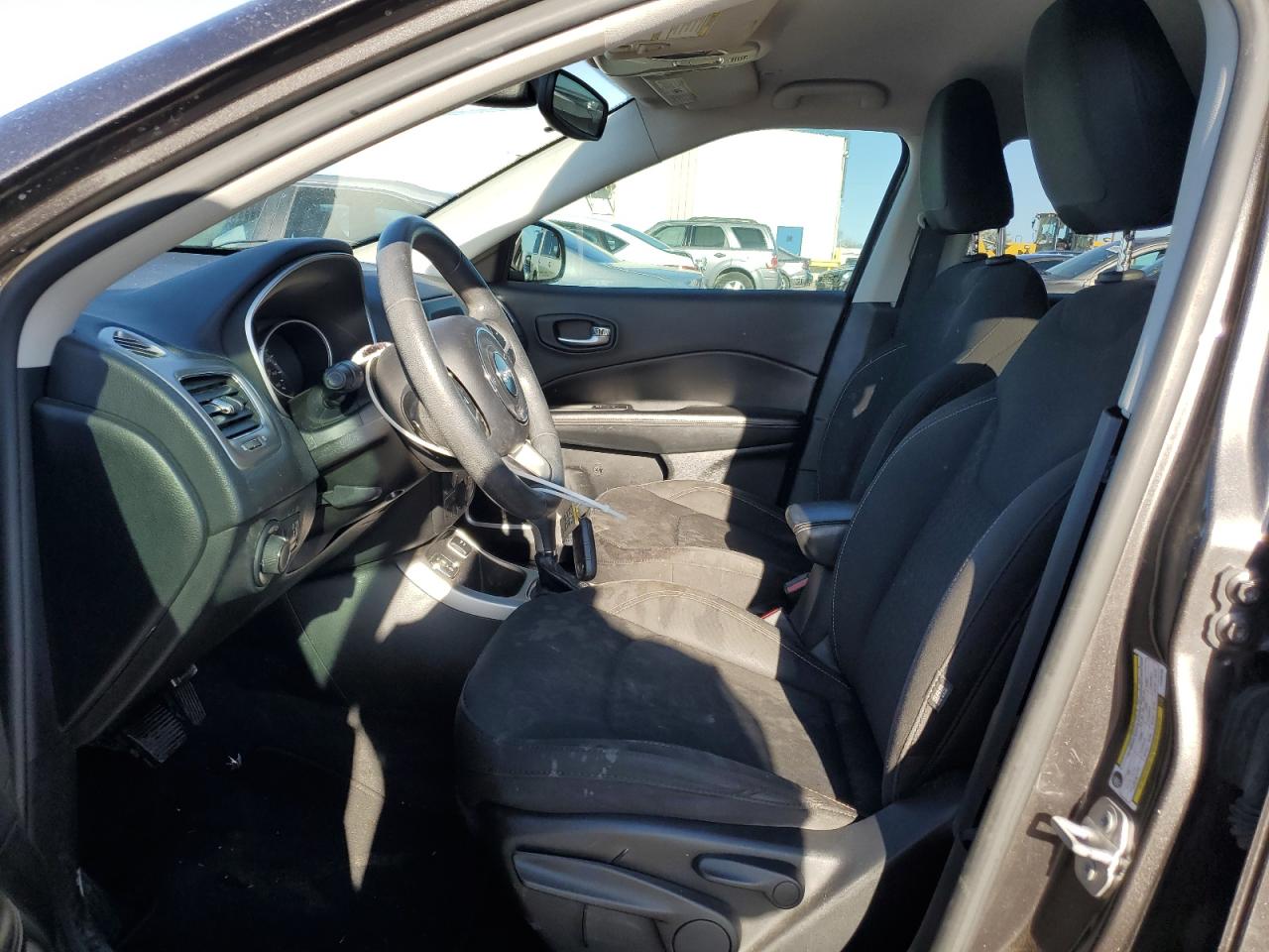 2018 Jeep Compass - Image 7