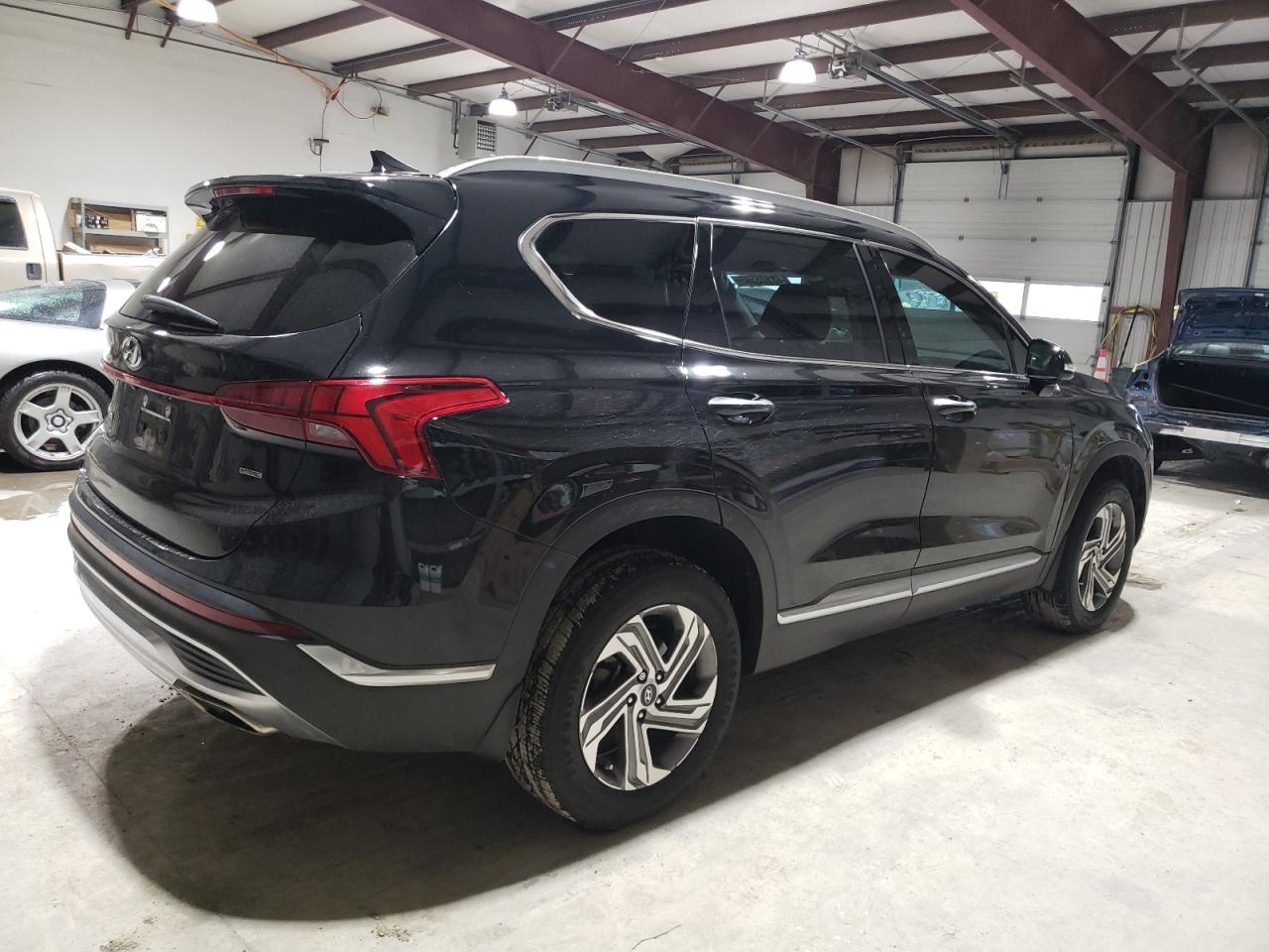 2022 Hyundai Santa Fe - Image 3