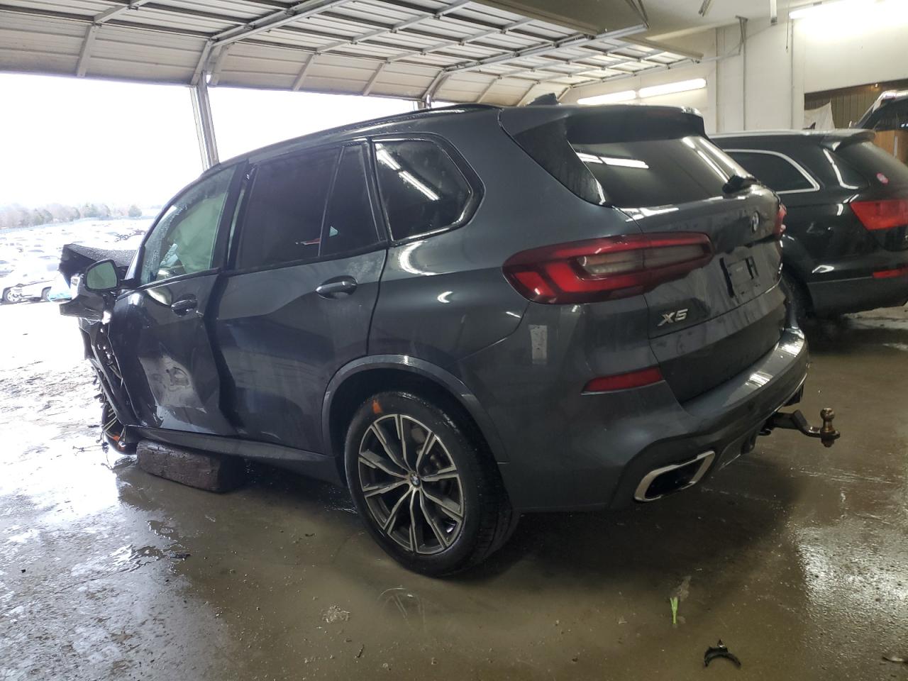 2021 BMW X5 - Image 2