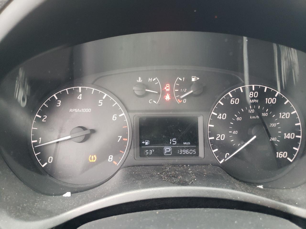 2015 Nissan Sentra - Image 9