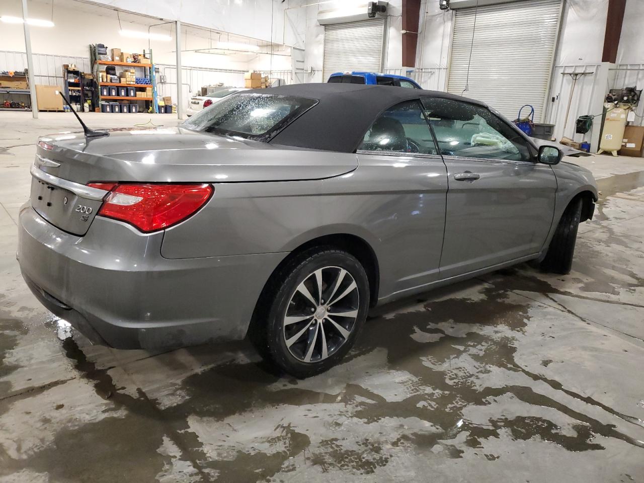 2011 Chrysler 200 - Image 3