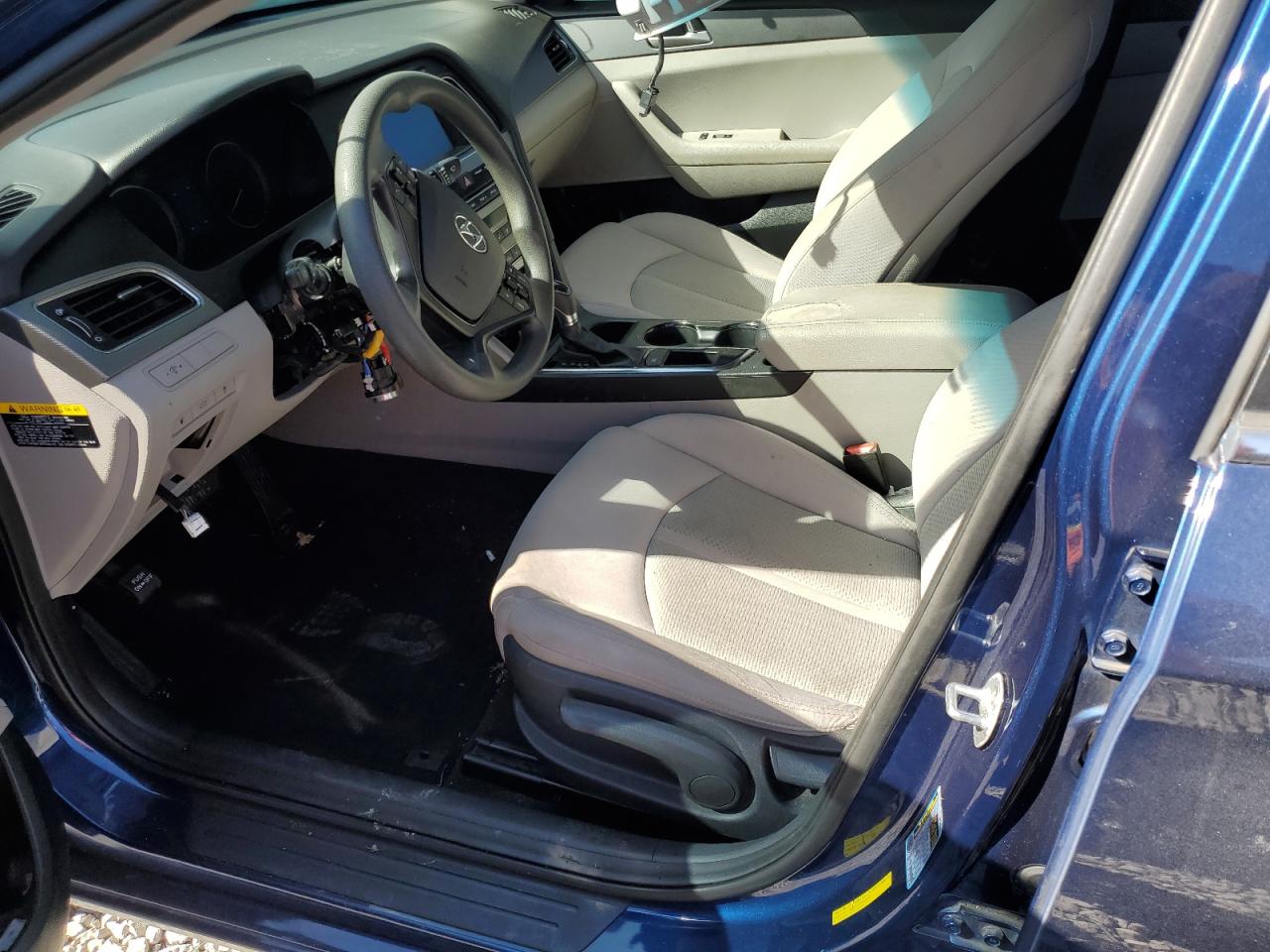 2016 Hyundai Sonata - Image 7