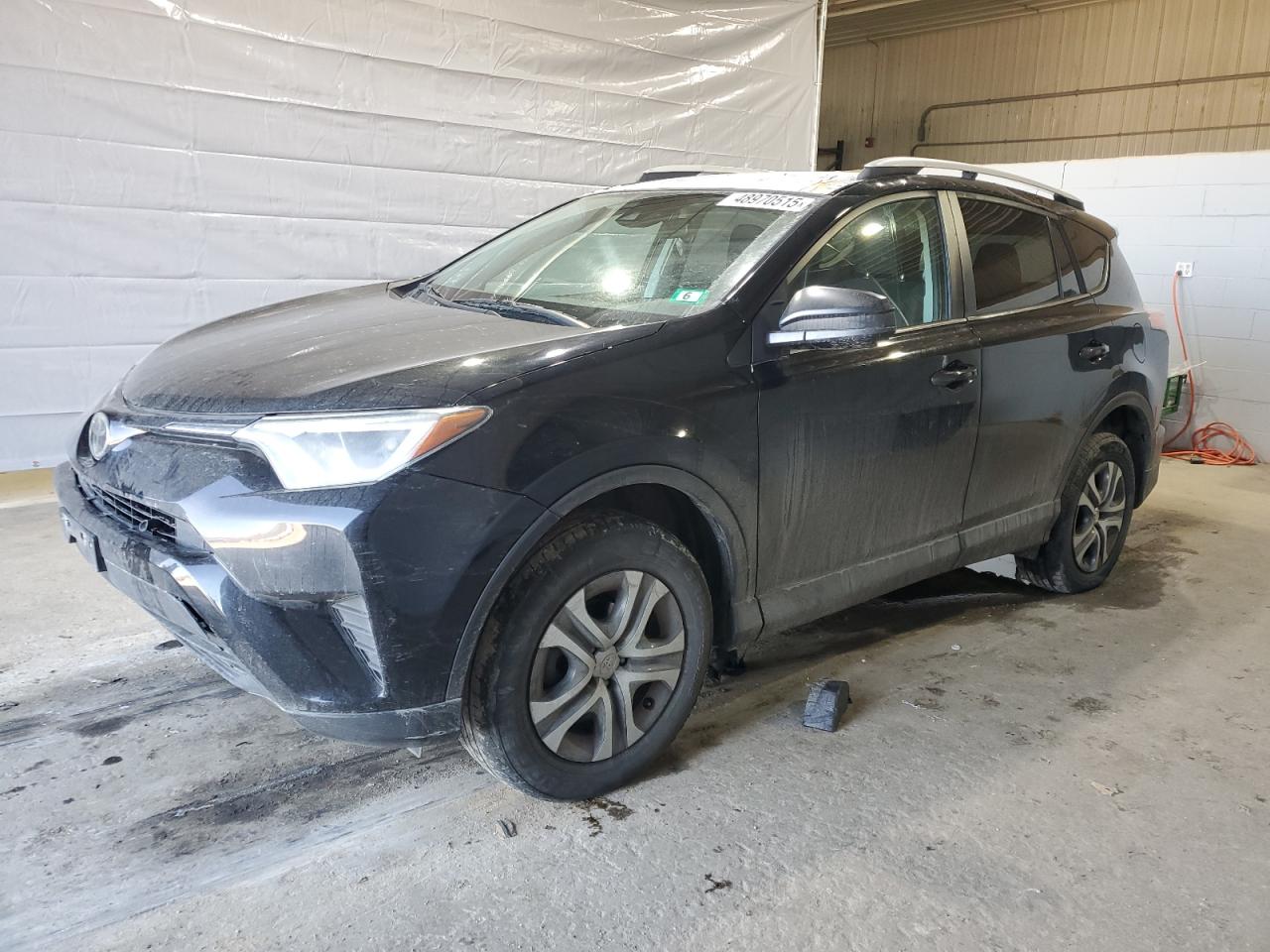 2018 Toyota RAV 4 - Image 1
