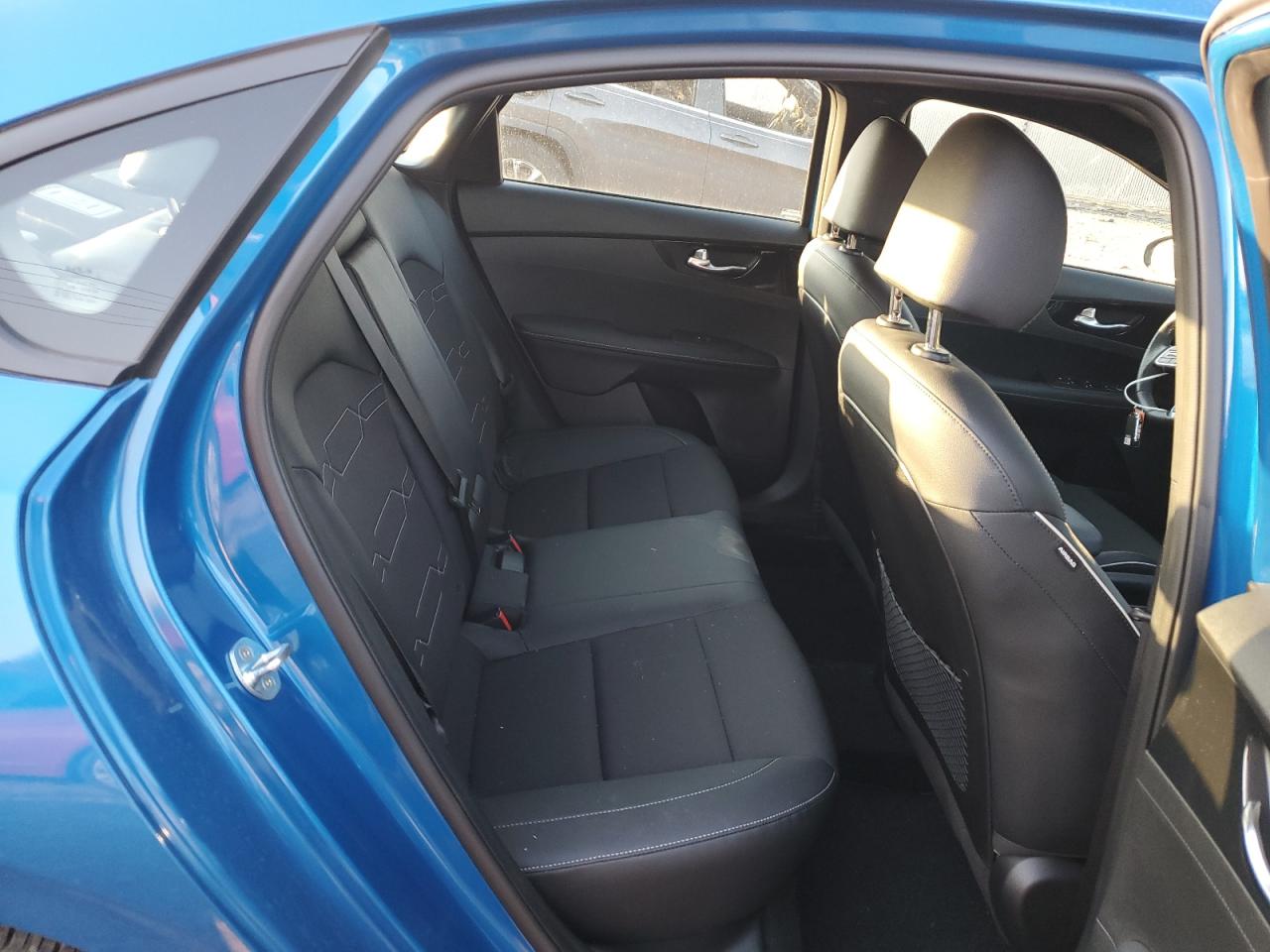 2023 Kia Forte - Image 10