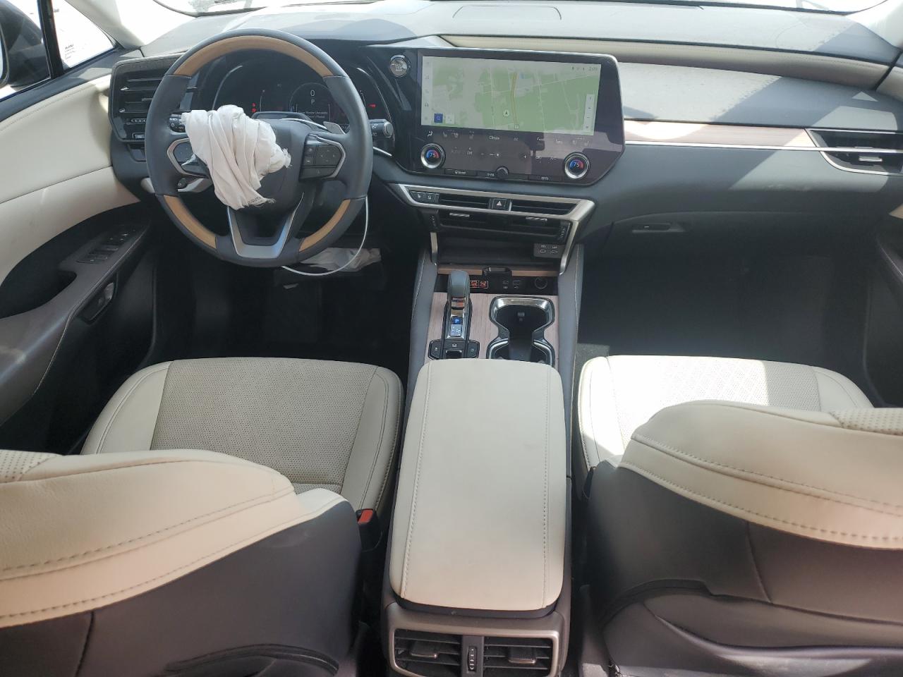 2024 Lexus RX - Image 8