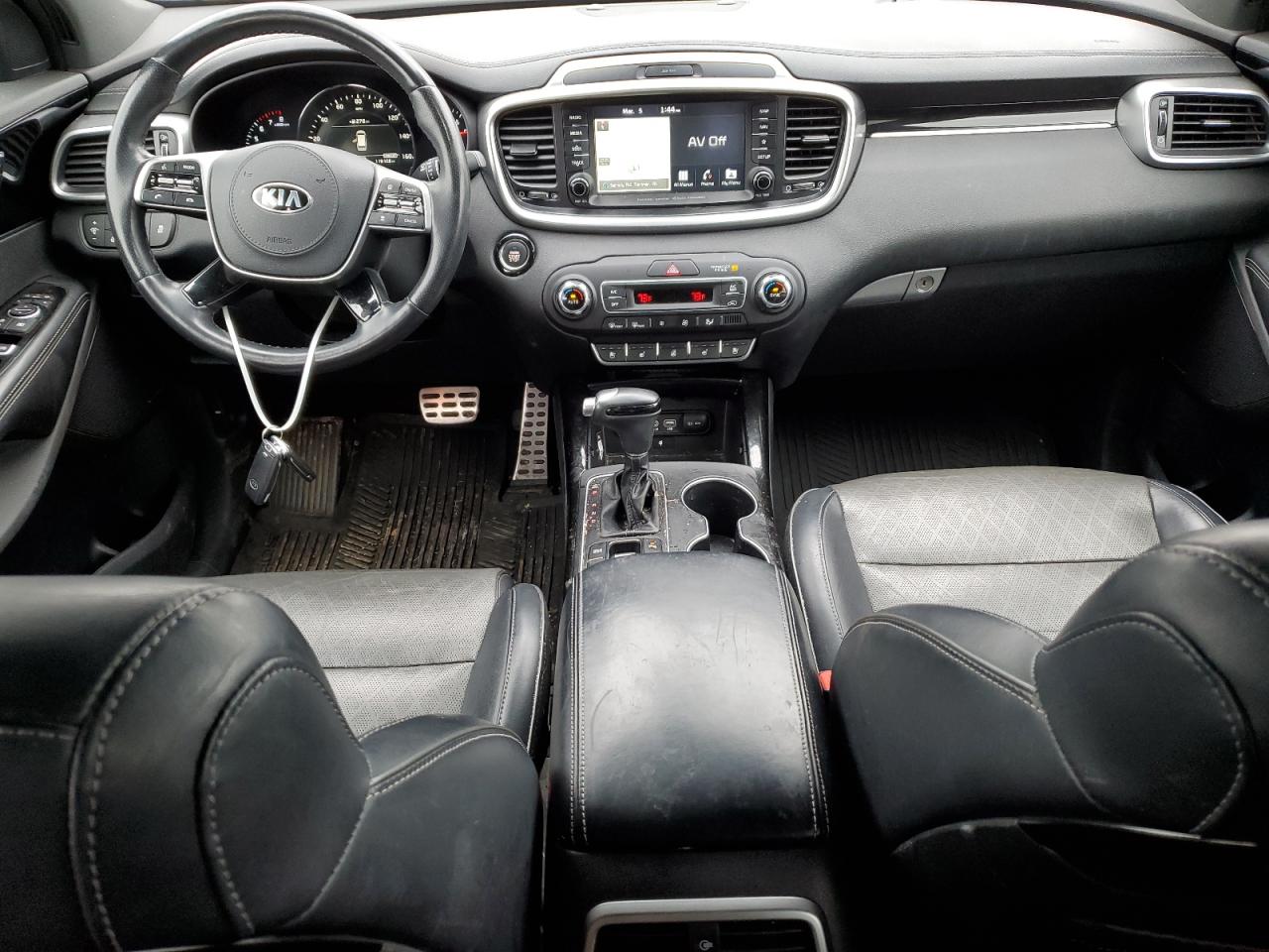 2019 Kia Sorento - Image 8
