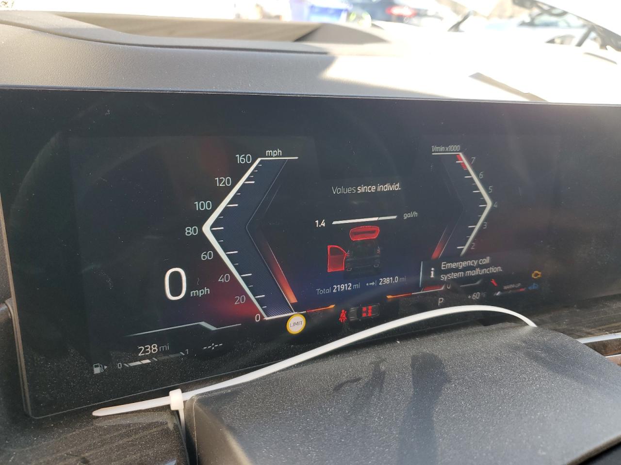 2024 BMW X7 - Image 9