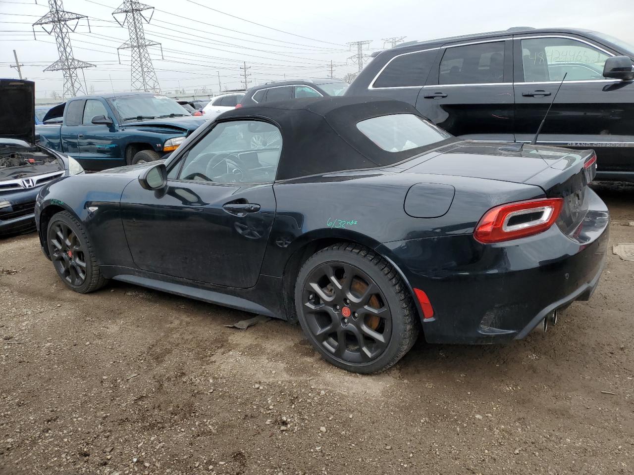 2018 Fiat 124 Spider - Image 2