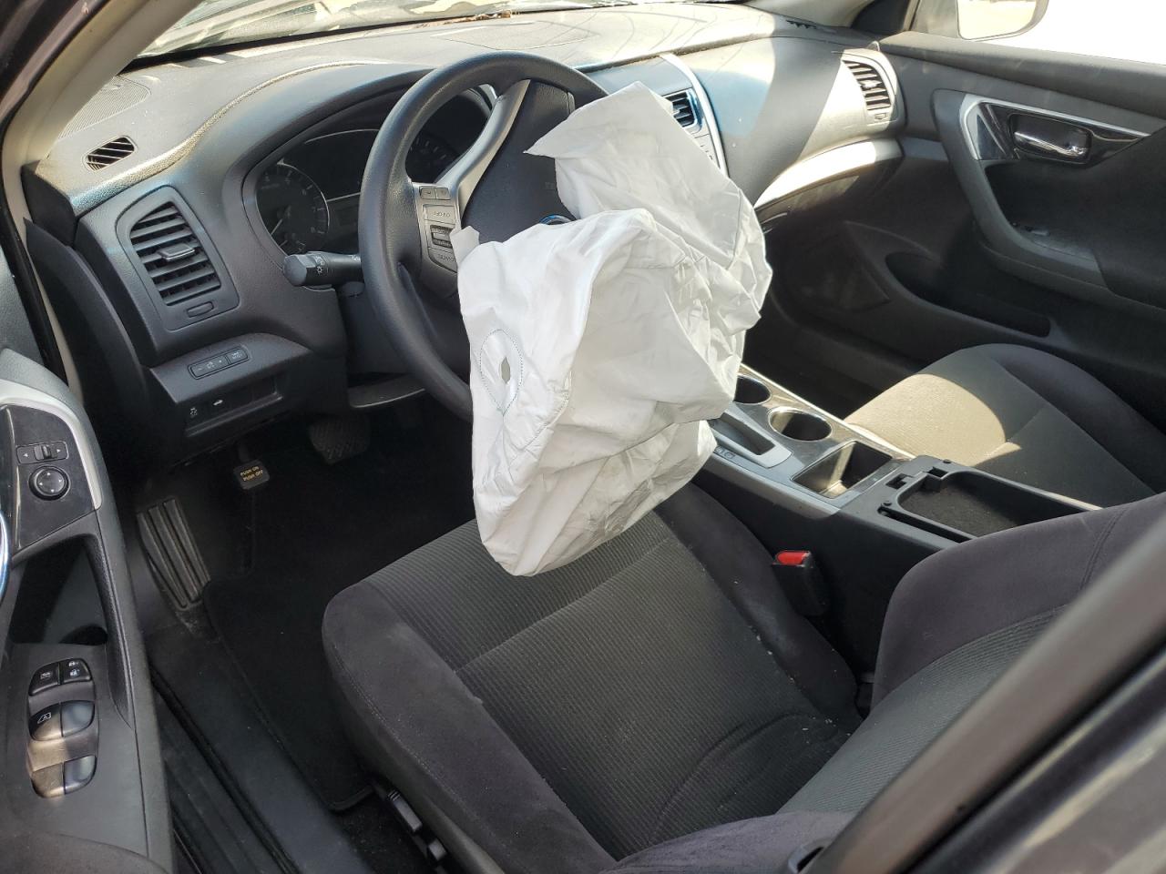 2013 Nissan Altima - Image 8