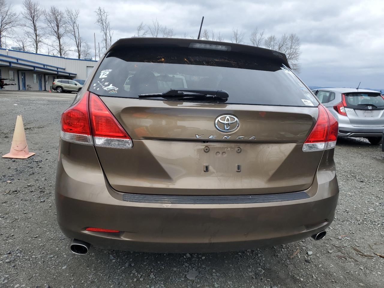 2010 Toyota Venza - Image 6