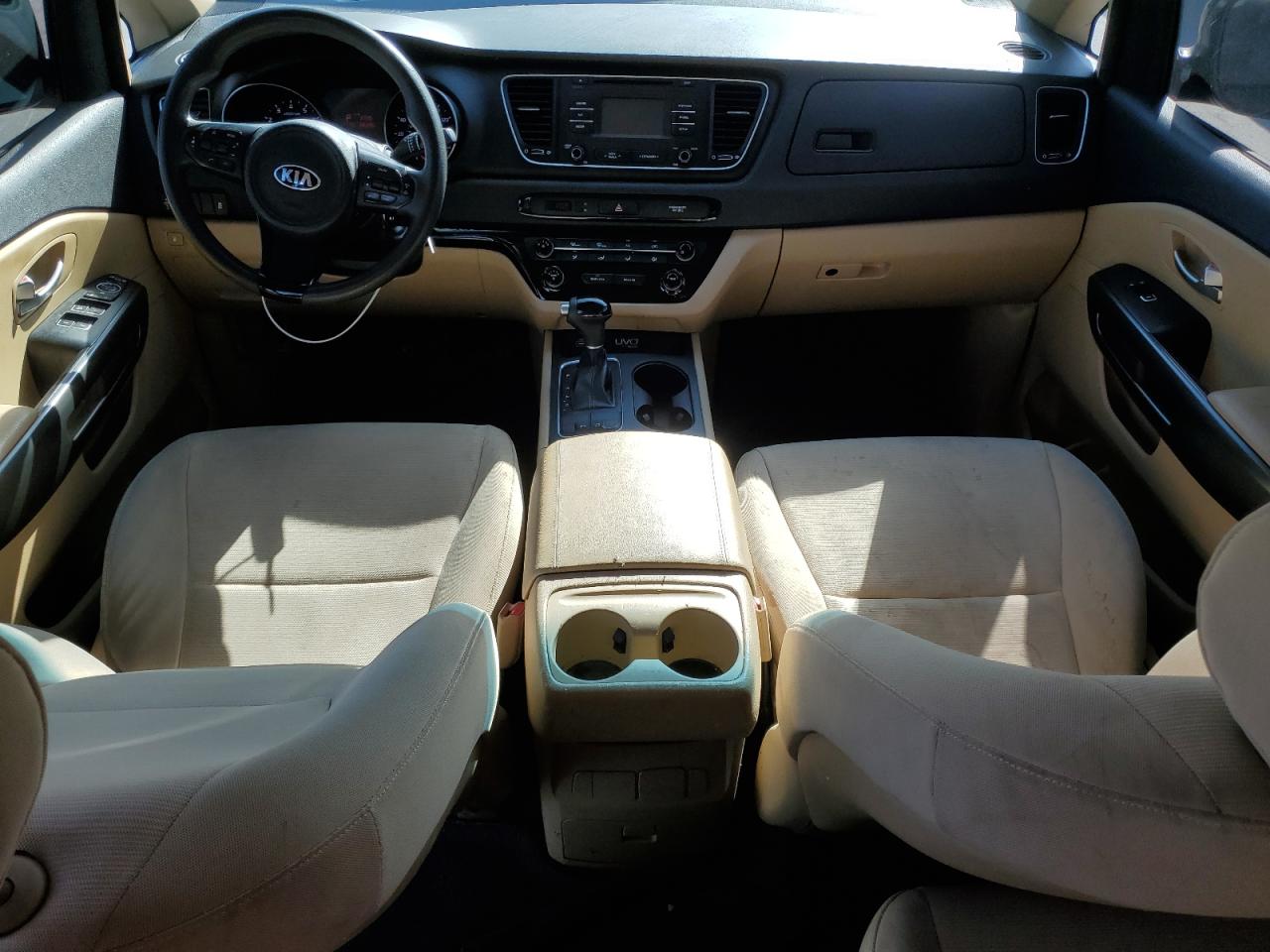 2015 Kia Sedona - Image 8