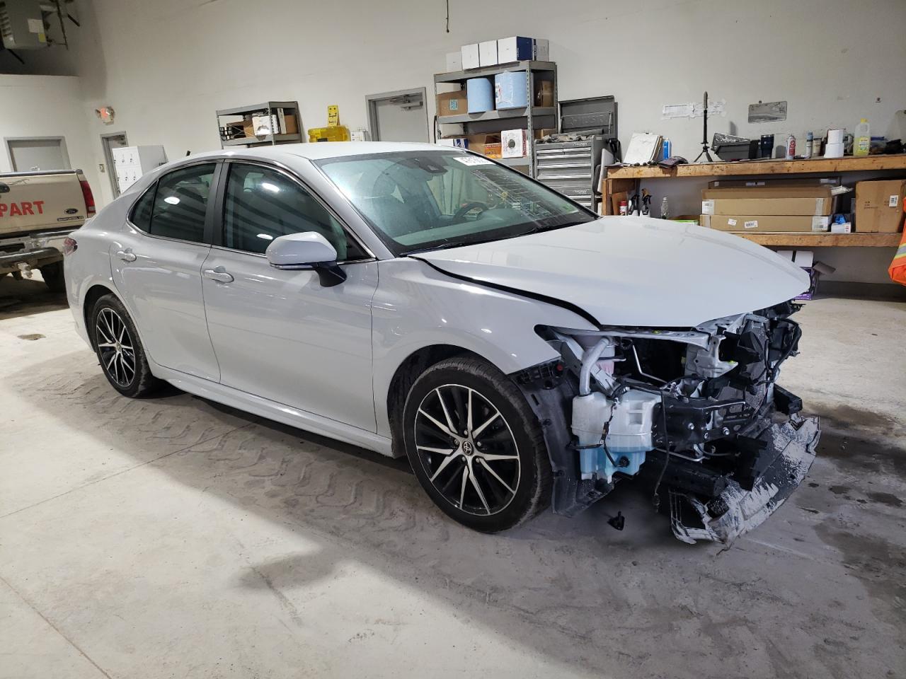 2022 Toyota Camry - Image 4