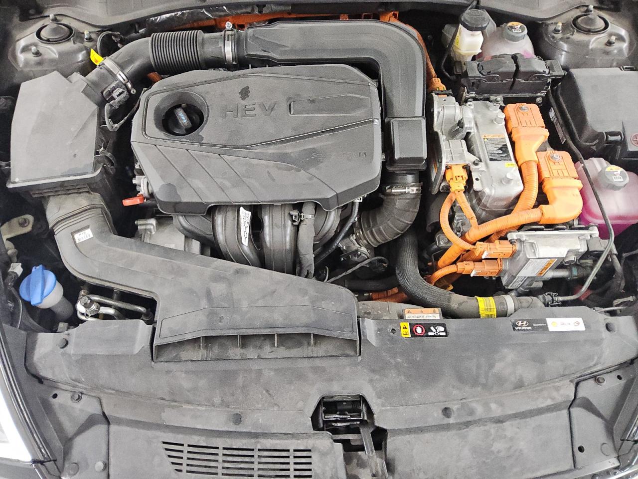 2023 Hyundai Sonata - Image 11