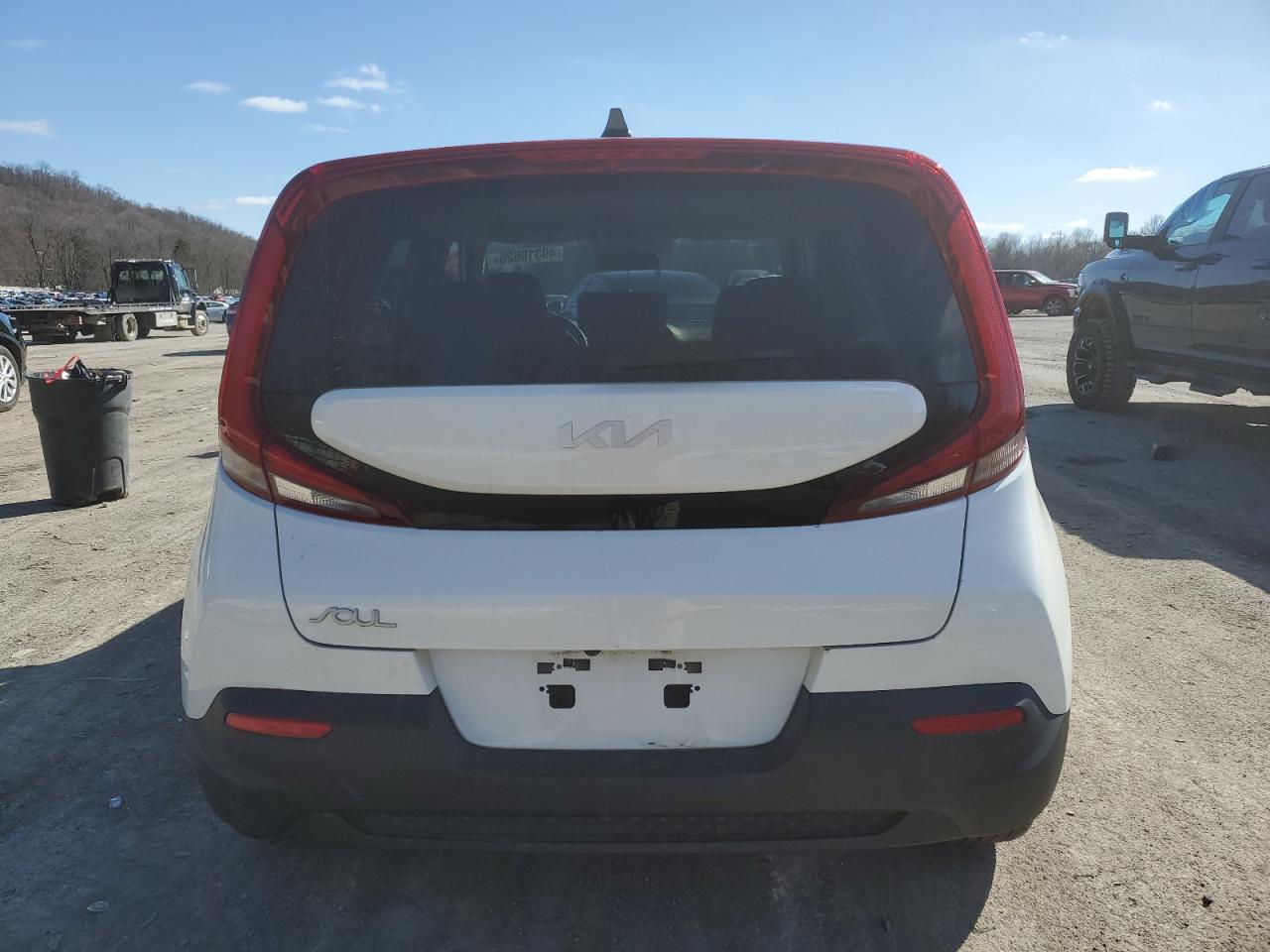 2022 Kia Soul - Image 6