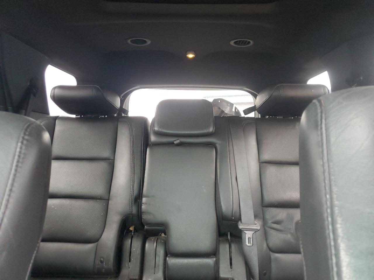 2015 Ford Explorer - Image 10
