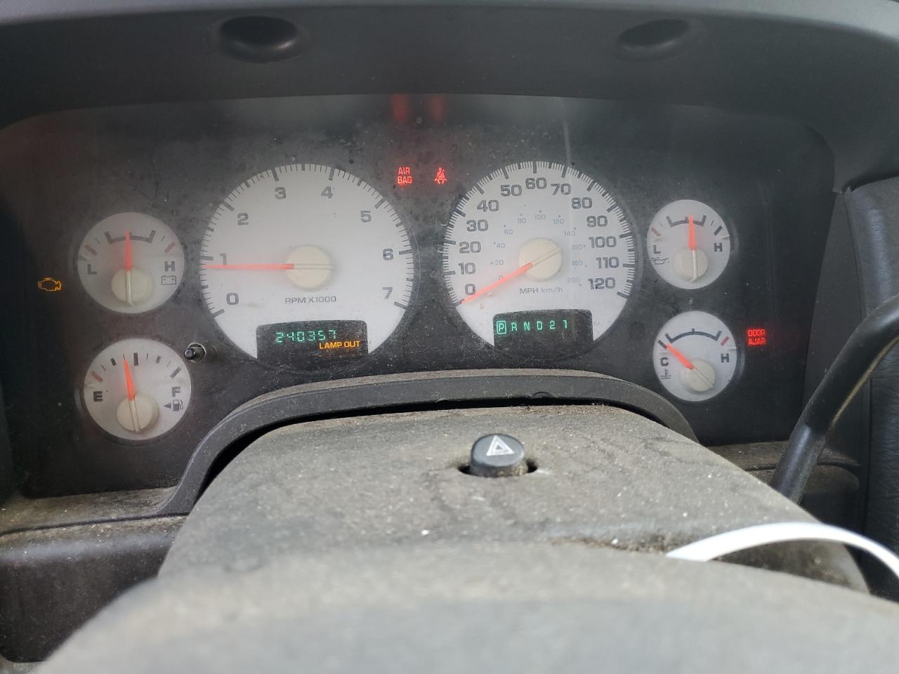 2005 Dodge RAM - Image 9