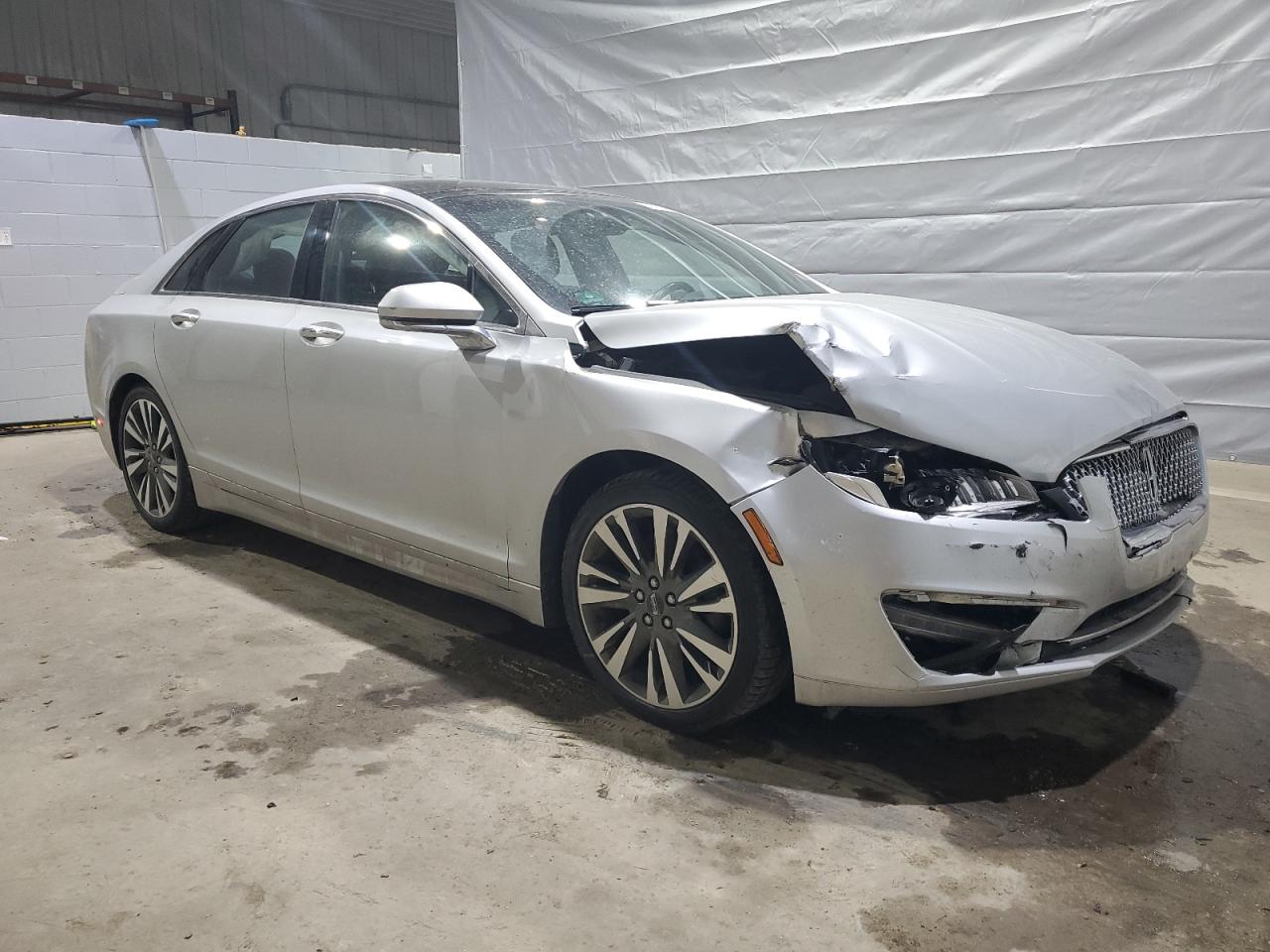 2017 Lincoln MKZ - Image 4