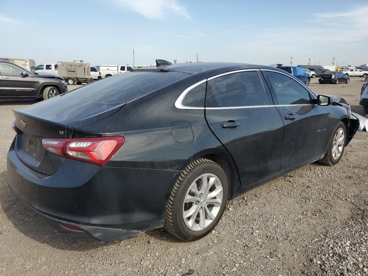 2020 Chevrolet Malibu - Image 3