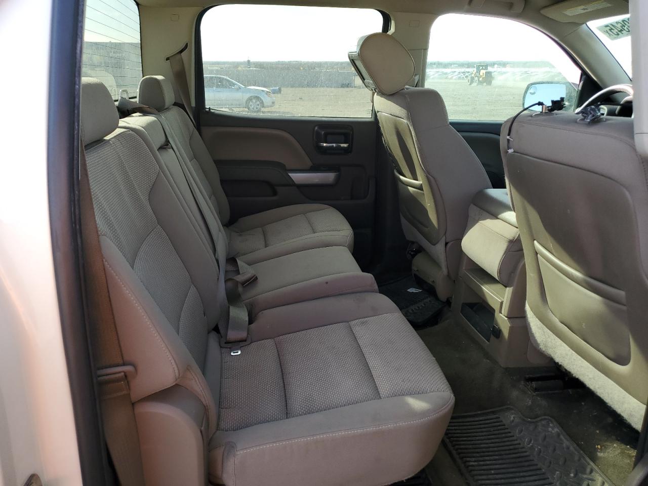 2014 Chevrolet Silverado - Image 10