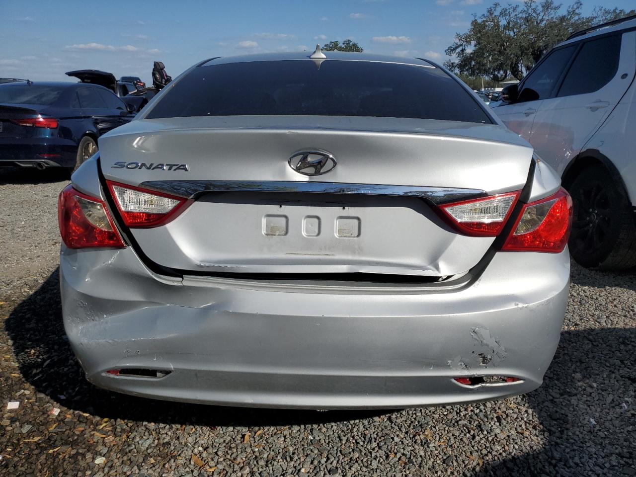 2012 Hyundai Sonata - Image 6