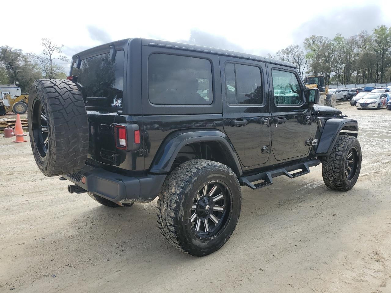 2019 Jeep Wrangler - Image 3
