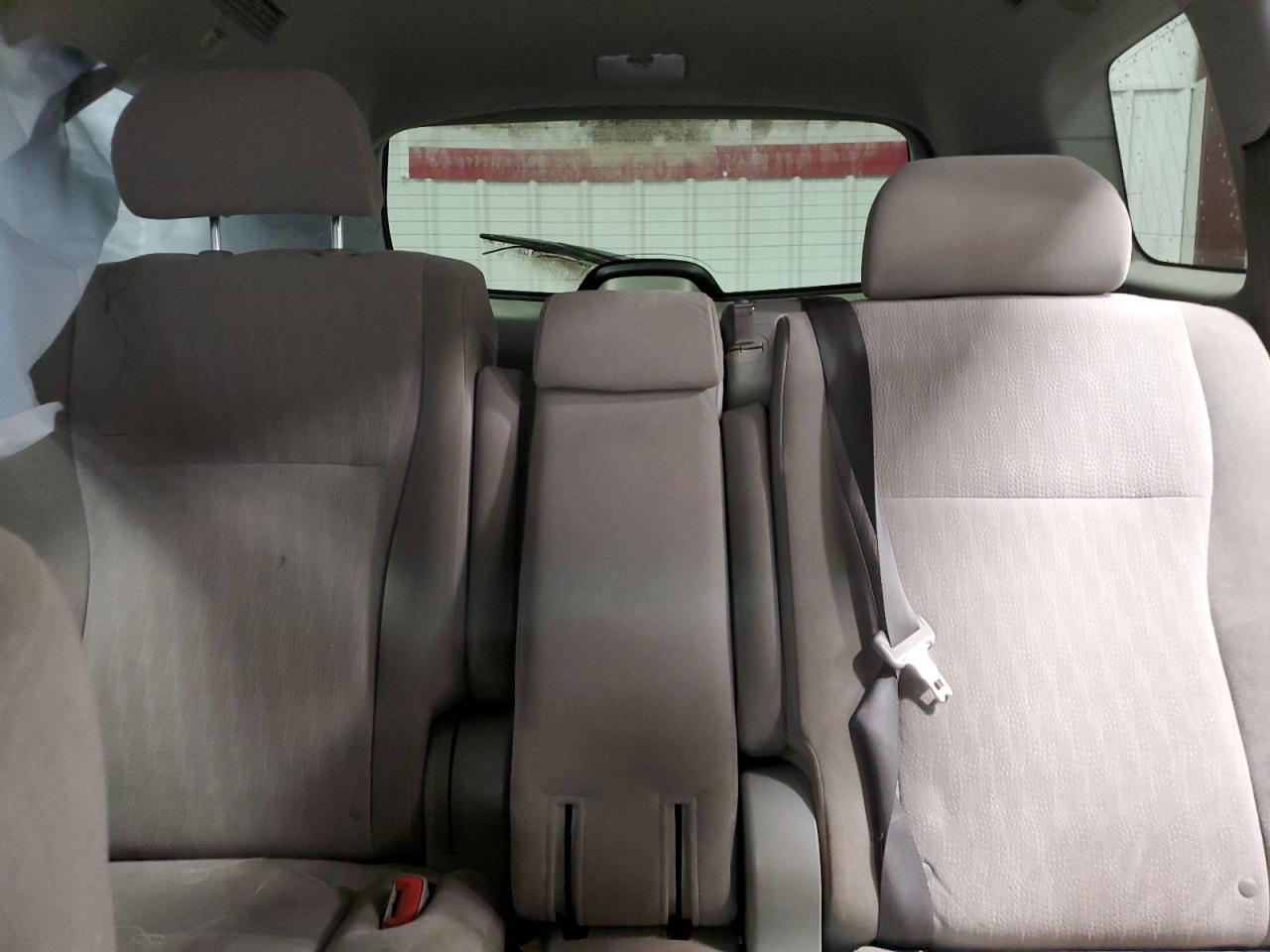 2010 Toyota Highlander - Image 10