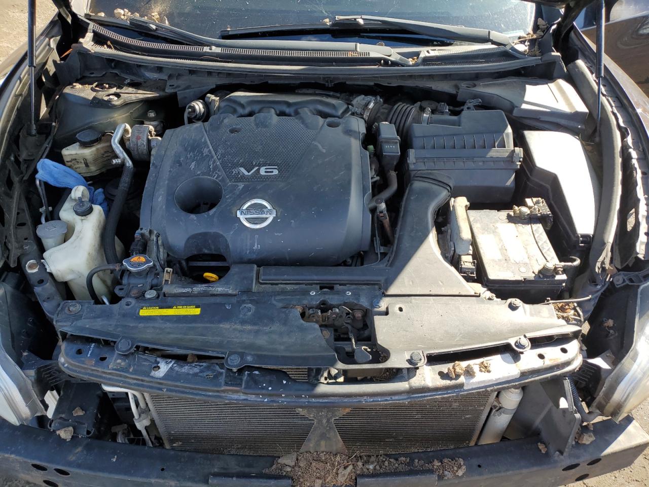 2010 Nissan Maxima - Image 12