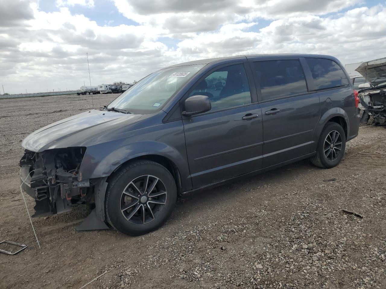 2017 Dodge Caravan - Image 1