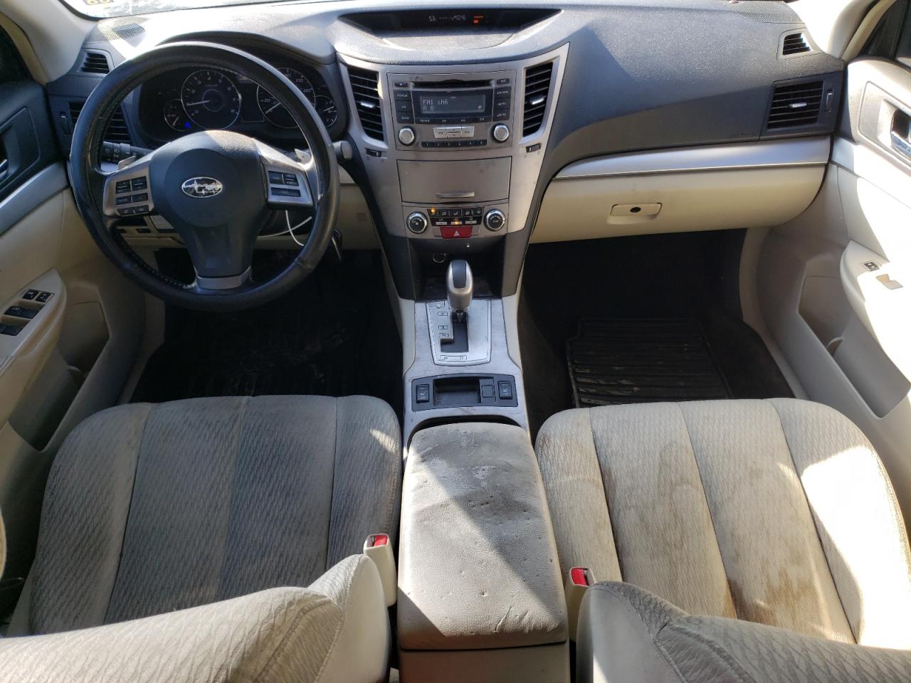 2012 Subaru Outback - Image 8
