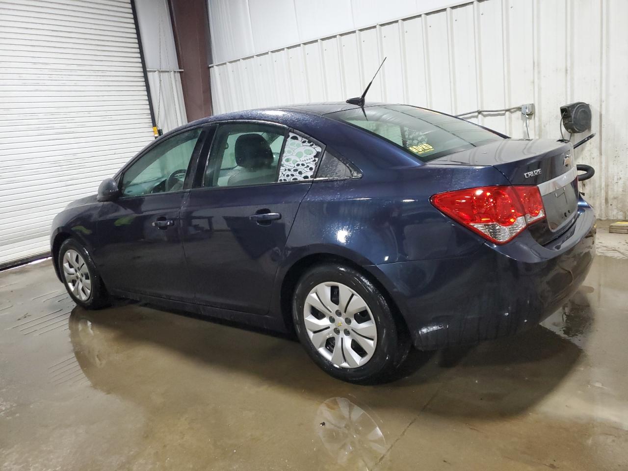 2014 Chevrolet Cruze - Image 2