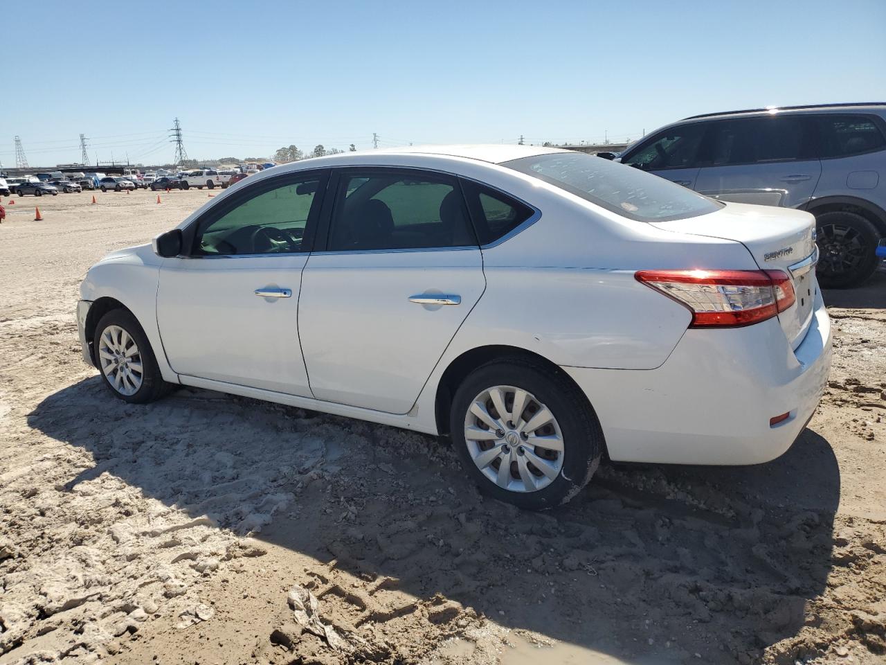 2014 Nissan Sentra - Image 2