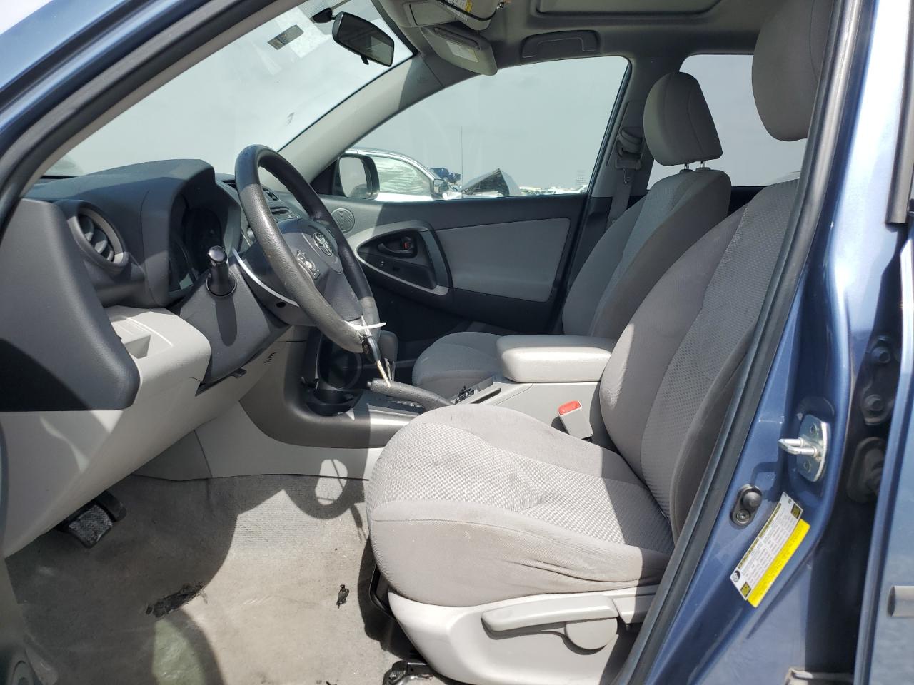 2012 Toyota RAV 4 - Image 7