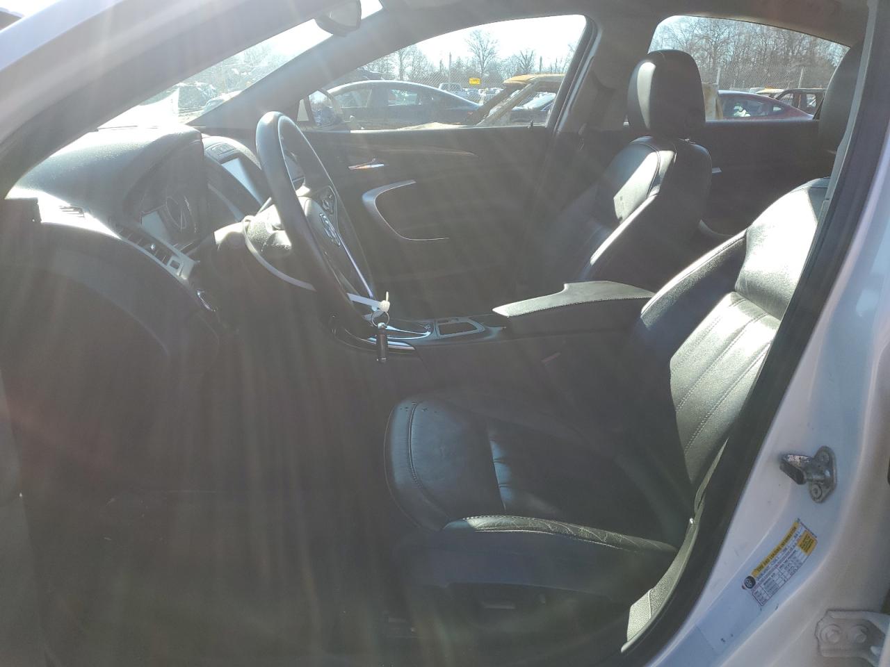 2014 Buick Regal - Image 7