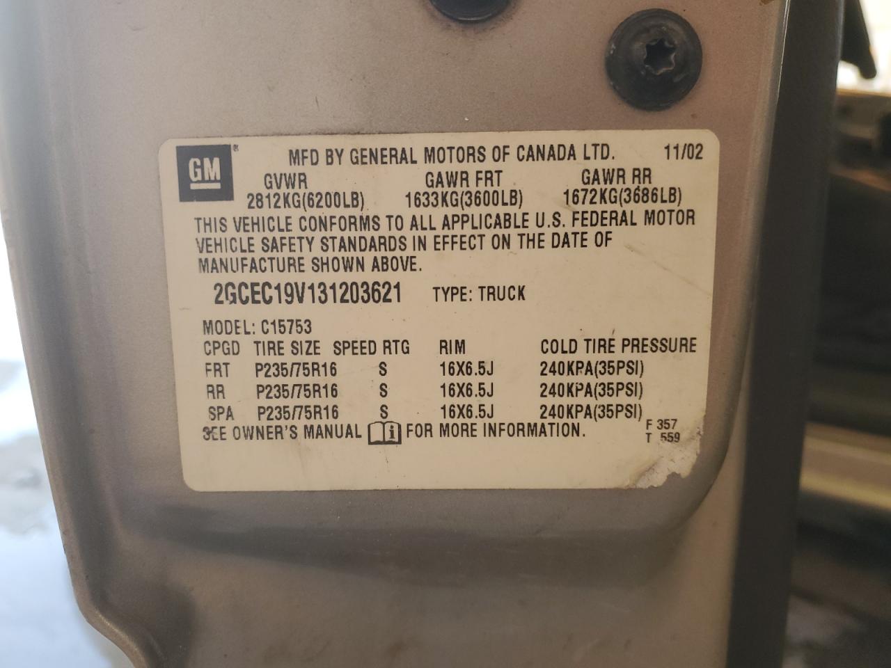 2003 Chevrolet Silverado - Image 13