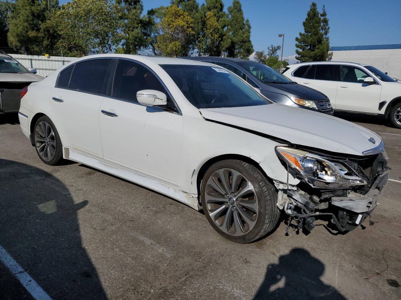 2013 Hyundai Genesis - Image 4