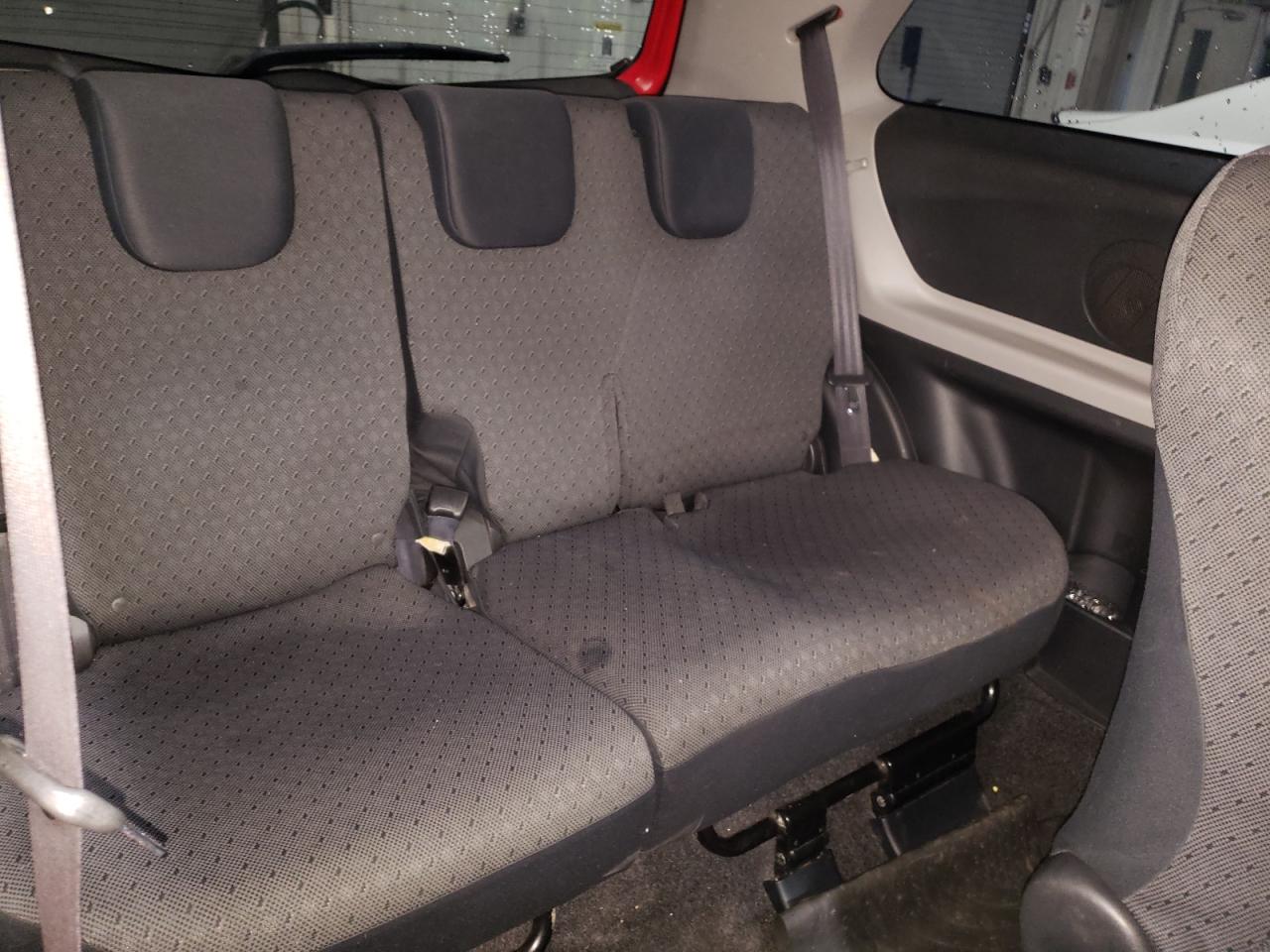 2009 Toyota Yaris - Image 10